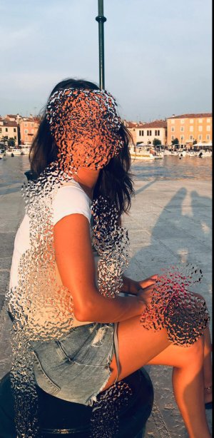 MoglieGio09.JPG MoglieGio09.JPG