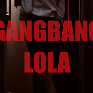 scopata da due colleghi