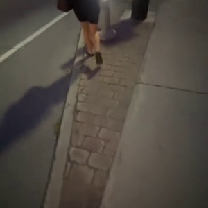 usare un dildo nero sulla moglie